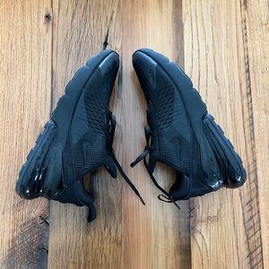 Black Nike Air Max 270